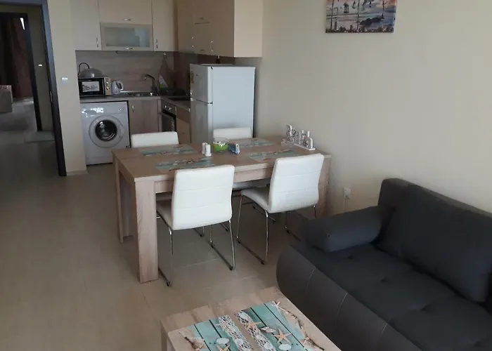 таня 8 Apartamento Pomorie
