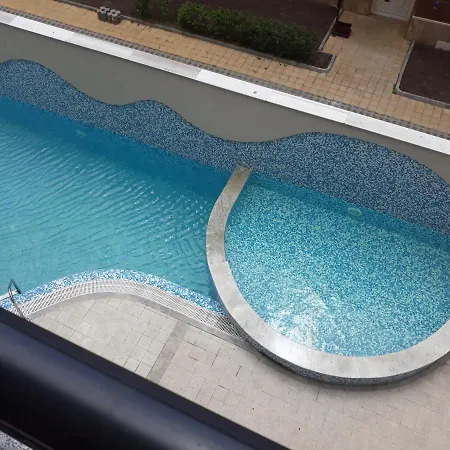 公寓 таня 8 帕莫瑞